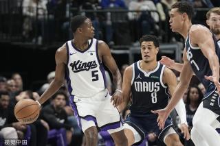 也使他赢得 也使他赢得