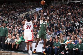 这使得他们 这使得他们