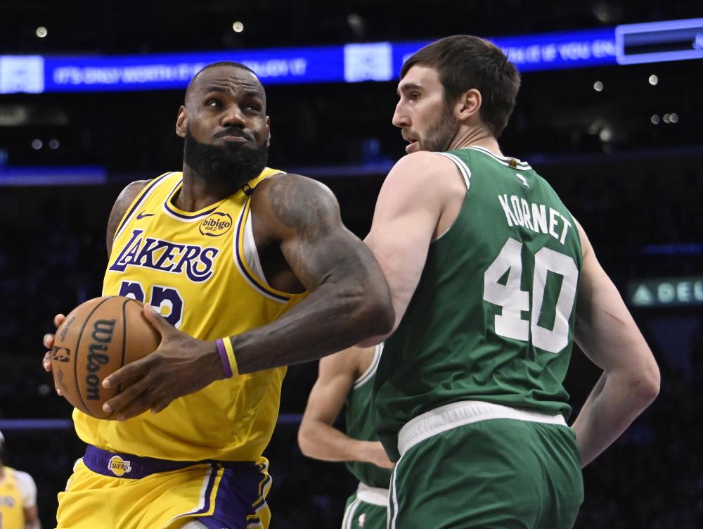 人至少命中 人至少命中